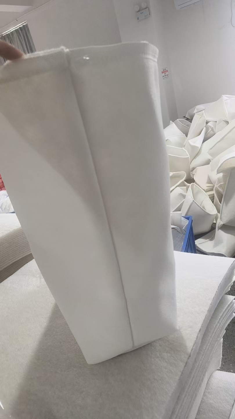 Consegna riuscita di 900 sacchetti filtro MERV8 personalizzati a un cliente canadese Consegna riuscita di 900 sacchetti filtro MERV8 personalizzati a un cliente canadese