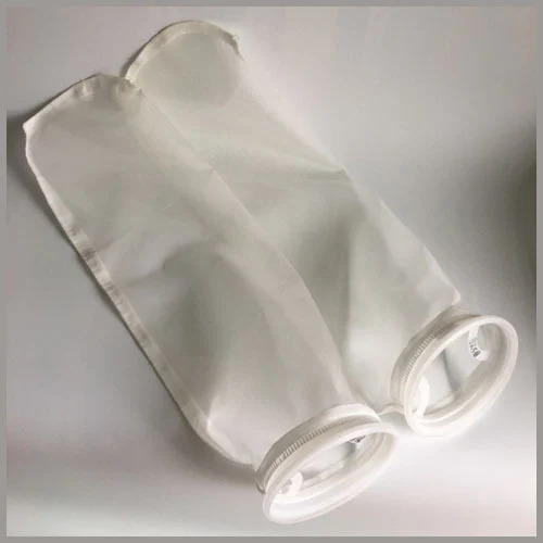 Toccare il sacchetto filtro dell'acqua